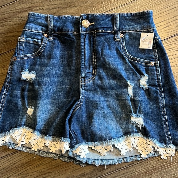 Nwt Maurices Jean shorts size 0 - Picture 2 of 2